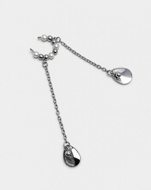 Ear Cuff - Iron Petal
